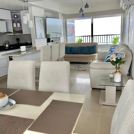 Apto 1801 Frente Al Mar- Edificio Palmetto, Piso 18 Apartamento