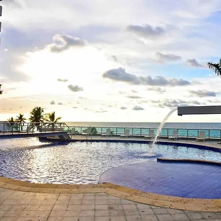 Apartamento Apto 1801 Frente Al Mar- Edificio Palmetto, Piso 18 *