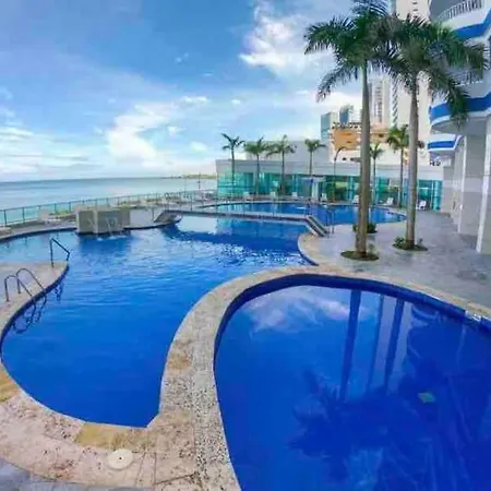 Apartamento Apto 1801 Frente Al Mar- Edificio Palmetto, Piso 18