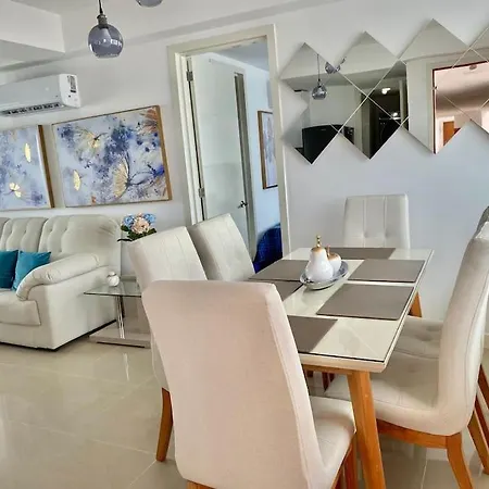Apto 1801 Frente Al Mar- Edificio Palmetto, Piso 18 Apartamento *